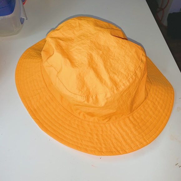 urban outfitters orange nylon bucket hat 🤍 - Picture 3 of 4
